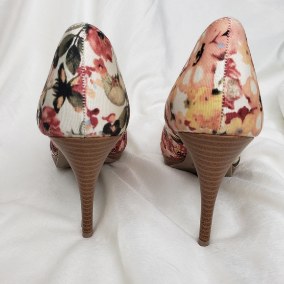 Christian Siriano Payless 6 Floral Fabric Heels - Picture 7 of 15